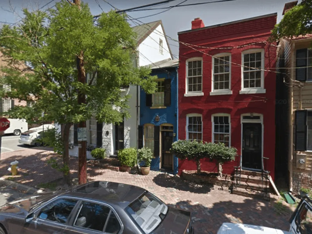 عجیبترین خانه های آمریکا: خانه ی Hollensbury Spite House